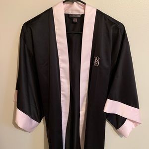 VS Silk Robe